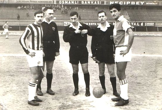 'Önce Fenerbahçe, sonra Beşiktaş'ta oynayan futbolcular