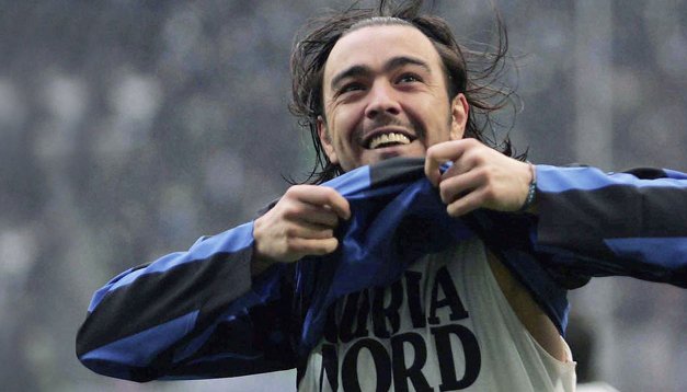 8 - Alvaro Recoba