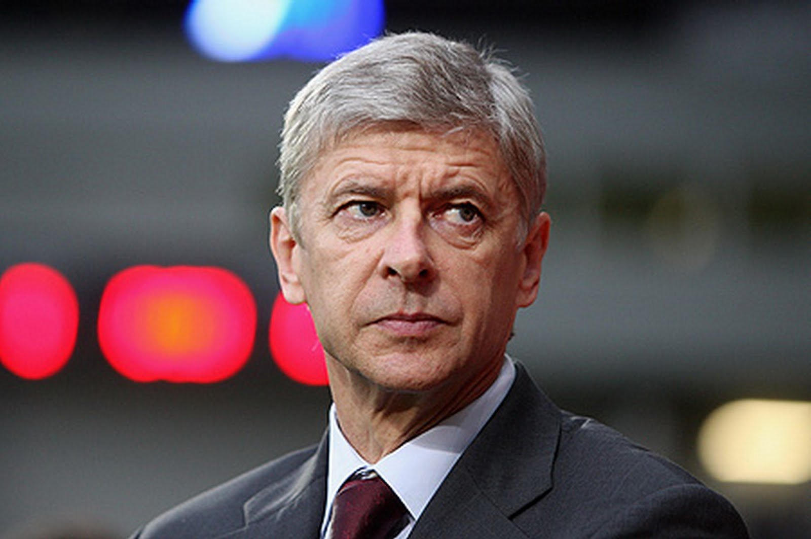 10	Arsène Wenger	357,07 mil. Euro