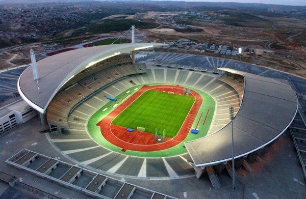 Atatürk Olimpiyat Stadyumu - 76.092