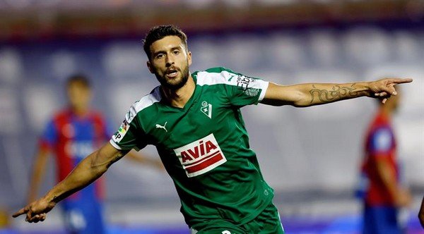 28. Borja Baston