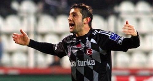 35 - Nihat Kahveci - 43 gol