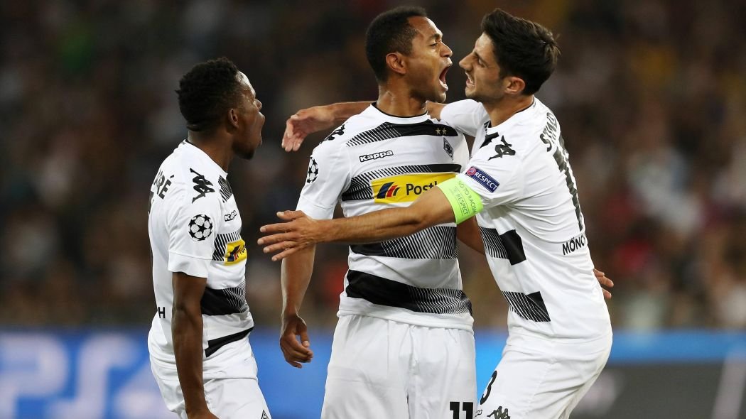 39 - Borussia Mönchengladbach - 49.413