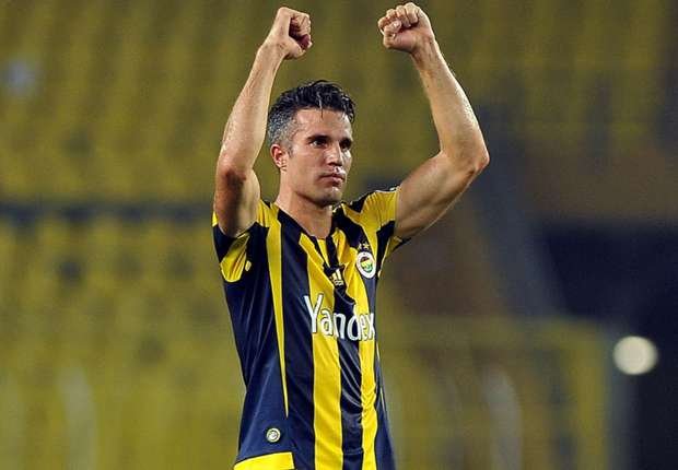 5-ROBİN VAN PERSİE - GOL: 22 - ASİST: 5 - DK: 2565 - DK/GOL=95
