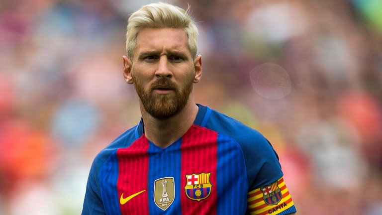 7 - Lionel Messi (Barcelona) - 32,5 km/saat