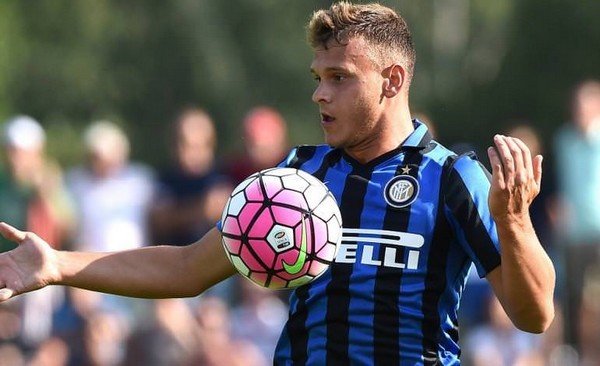 Federico DimarcoTakım: Inter Ülke: İtalya
