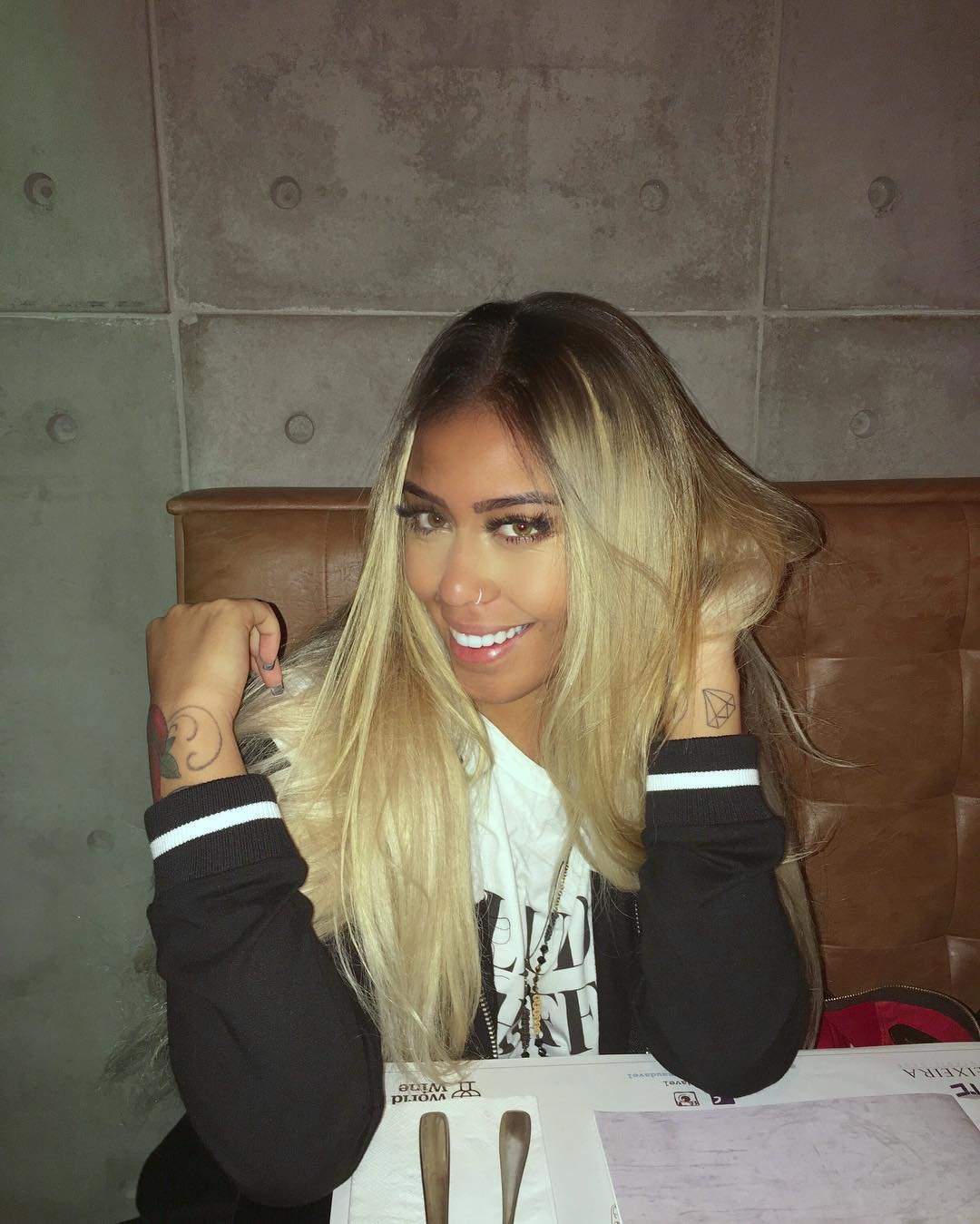 Neymar'ın kızkardeşinden olay fotoğraflar