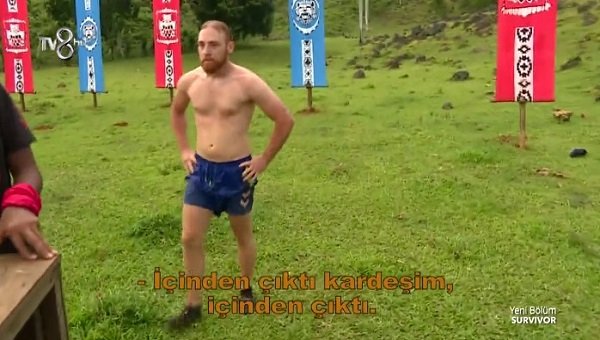 ÖZÜR DİLEDİ