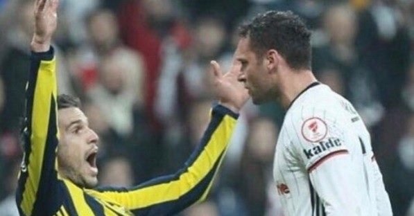 'Sosyal medya turu. Derbinin yankıları sürüyor.