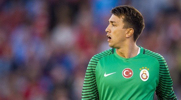 Fernando Muslera 20 maç - 1.800 dakika (Tamamında oynadı)