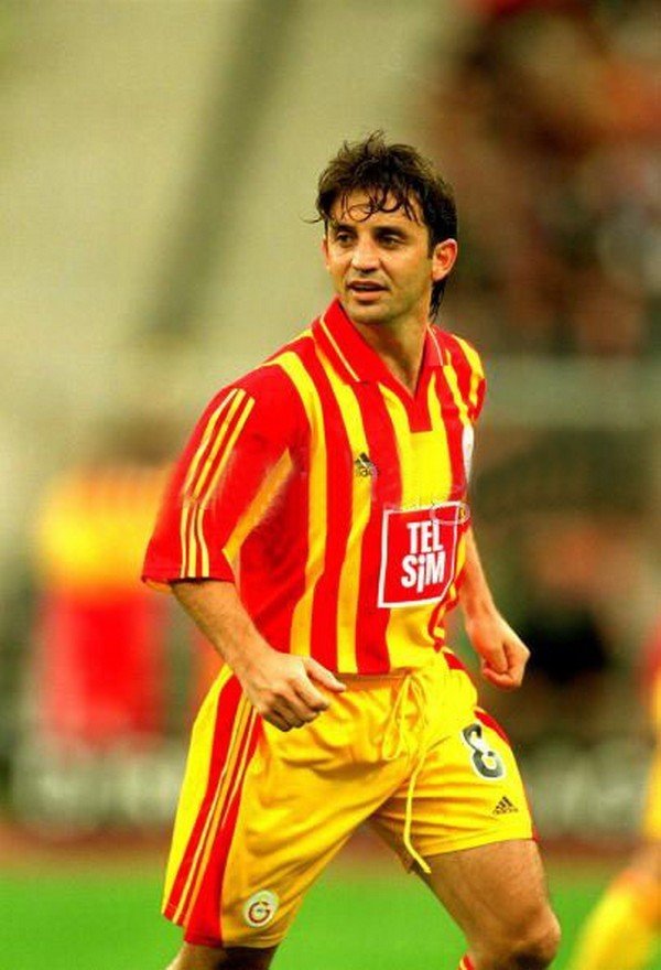 Suat Kaya - Hugo