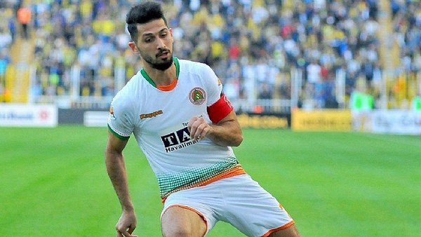 Emre Akbaba 20 maç - 1.744 dakika