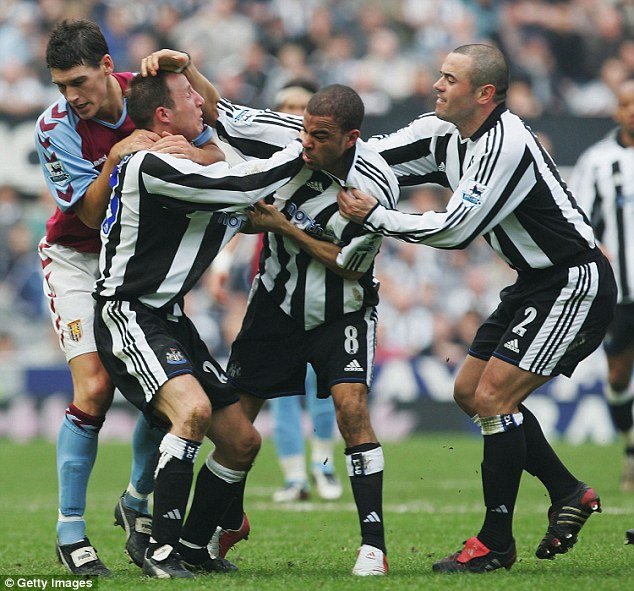 1. Lee Bowyer ve Kieron Dyer