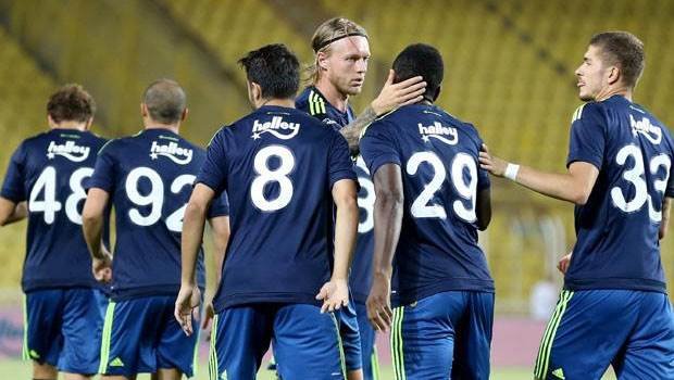  Fenerbahçe'de Birleşmiş Milletler gibi defans.