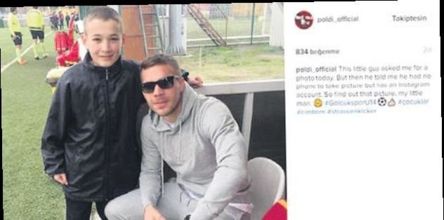 Adamsın Podolski.