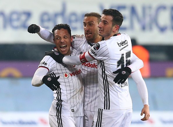 Beşiktaş;