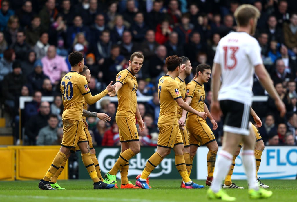 Tottenham - 429 milyon euro