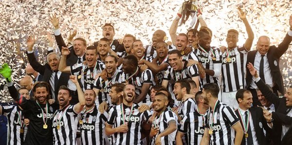 ⭐⭐⭐ Juventus FC - 32 şampiyonluk