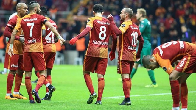 Galatasaray, derbilerde kazanmayı unuttu