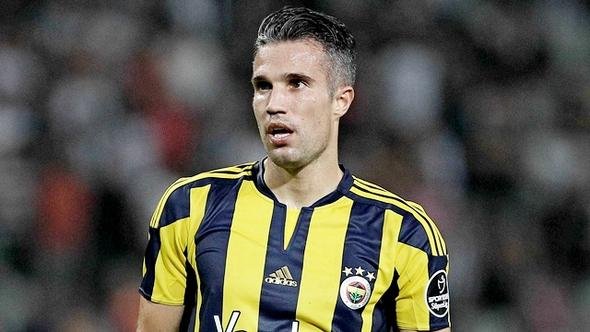 Van Persie Çin’den döndü