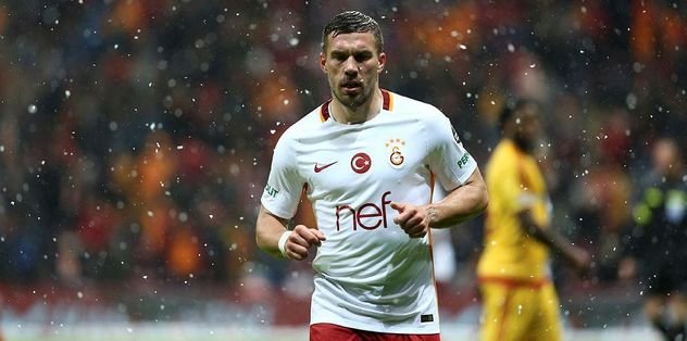 Podolski G.Saray’ın en iyi pasörü.