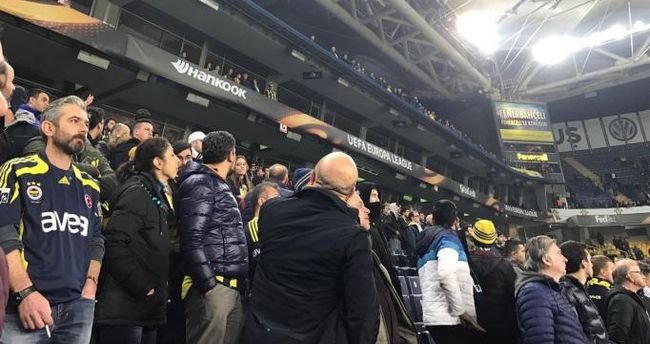 Kadıköy’de Ali Koç’a büyük tezahürat!