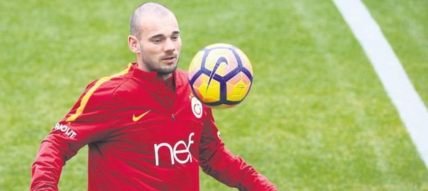 Galatasaray’da kaptanlar Beşiktaş derbisi öncesi toplantı yaptı