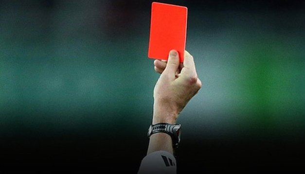 'Kariyerinde hiç kırmızı kart görmemiş futbolcular