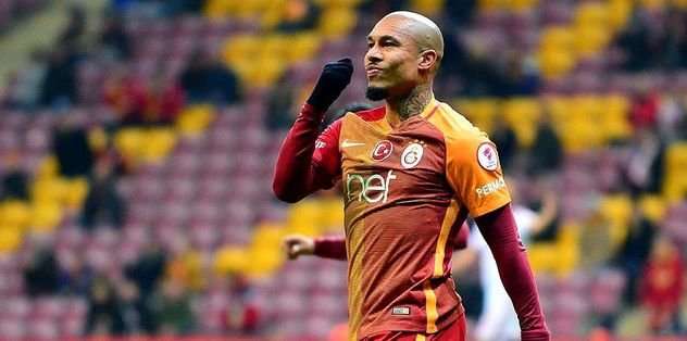 NIGEL DE JONG | Galatasaray | Yıllık ücret: 10.000.000 TL