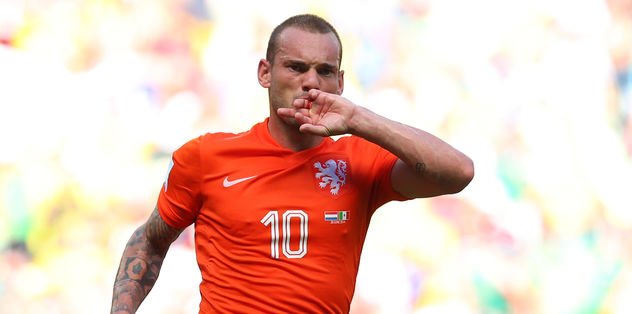 Rekortmen Sneijder!