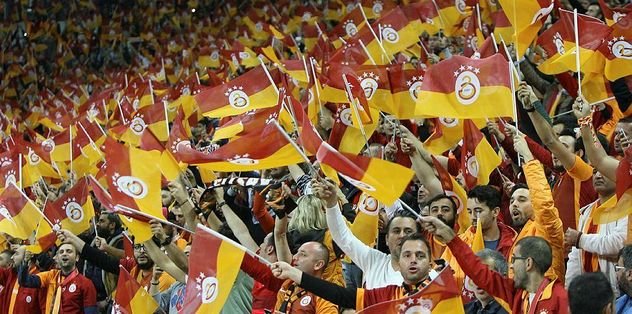 Seyirci 35 bine ulaştı.