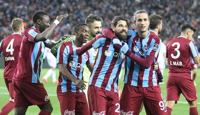Trabzonspor ve Antalyaspor yeni yılda yenilmedi