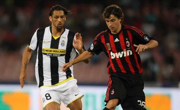 Matteo Darmian (800 bin euro)