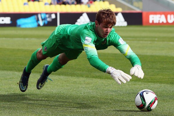 Adrian SemperTakım: Dinamo Zagreb Ülke: Hırvatistan.