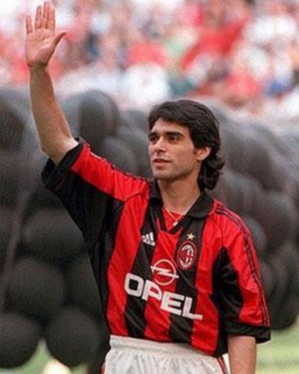Roberto Ayala (6,25 milyon euro)