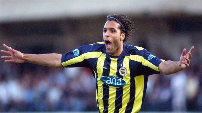 11 - Pier van Hooijdonk (Fenerbahçe)