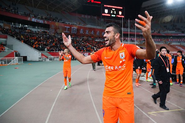 13 - Graziano Pellè - Shandong Luneng Taishan - 15,25 mil. Euro