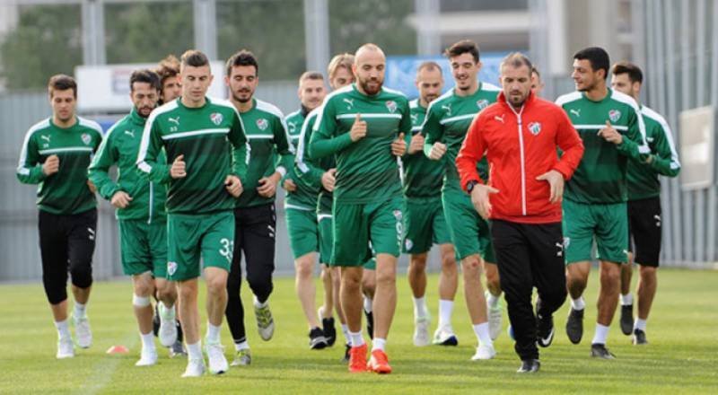 13. Bursaspor - 25 puan