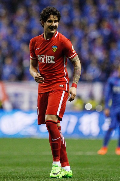 10 - Alexandre Pato - Tianjin Quanjian - 18,00 mil. Euro