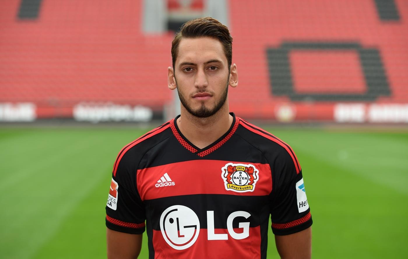 2 - Hakan Çalhanoğlu - Hamburg’tan Bayer Leverkusen’e - 14.5 milyon euro