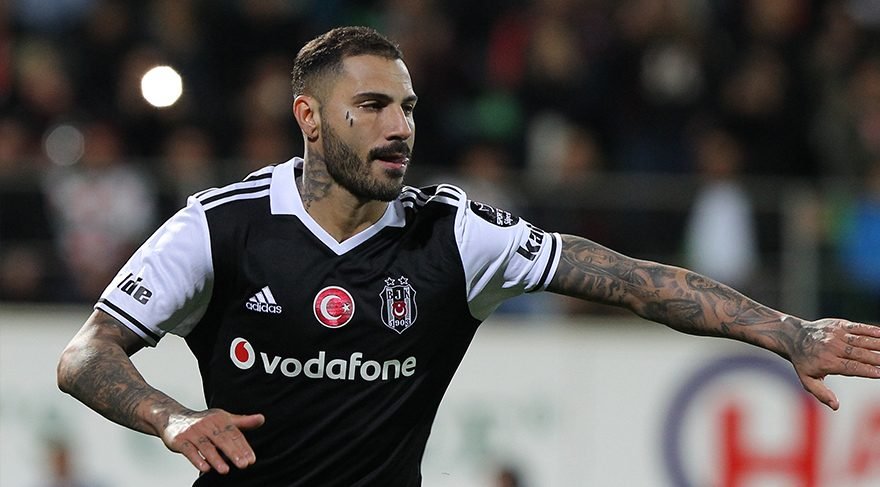 2. Ricardo Quaresma - 12 hücum (%46) - Maç başına 0.7 ortalama