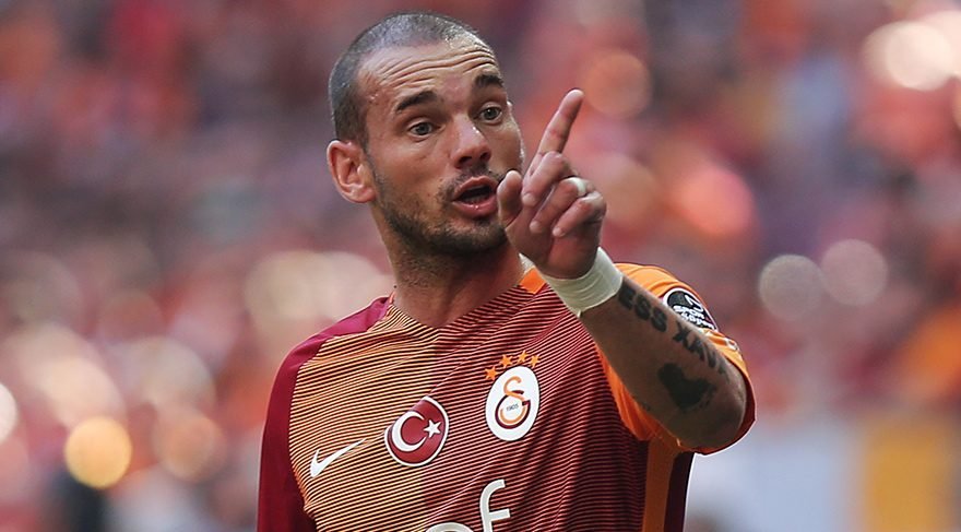 4. Wesley Sneijder - 13 gol + asist - Maç başına 0.8 ortalama