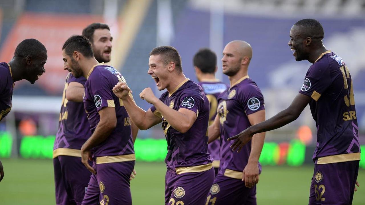 7 - Osmanlıspor - Yaş ortalaması: 28,1