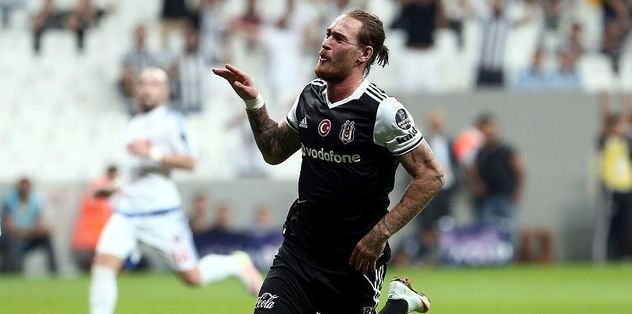 ’’Beşiktaşlı golcüyü alabiliriz’’