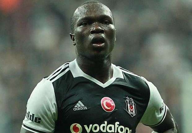 Aboubakar övgüsü