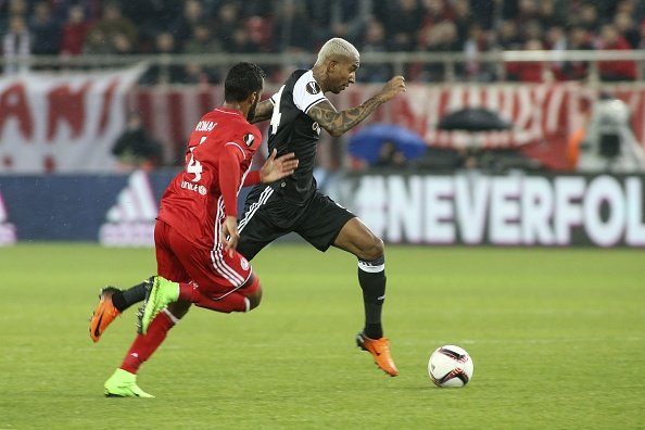 Ahmet Çakar: ''Siyah-beyaz!''