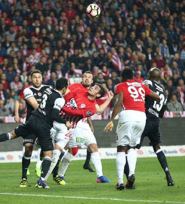 Rıdvan Dilmen’in Antalyaspor - Beşiktaş maç yorumu - Sabah