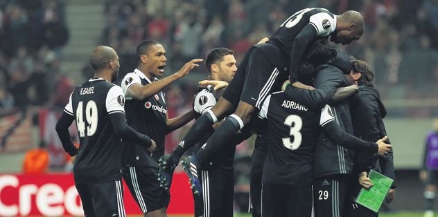 Arena’da parçalarız!
