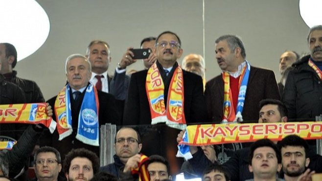 Bakan Özhaseki’den hakemlere sitem