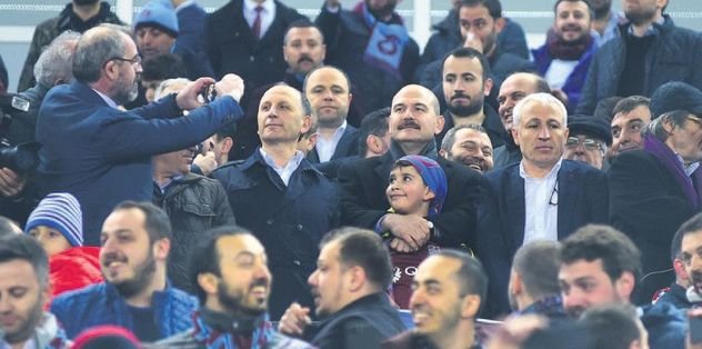 Bakan Soylu golleri sordu.